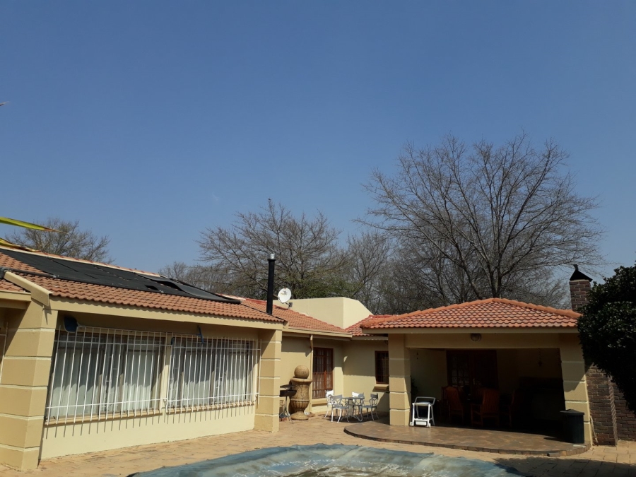5 Bedroom Property for Sale in Sasolburg Ext 11 Free State